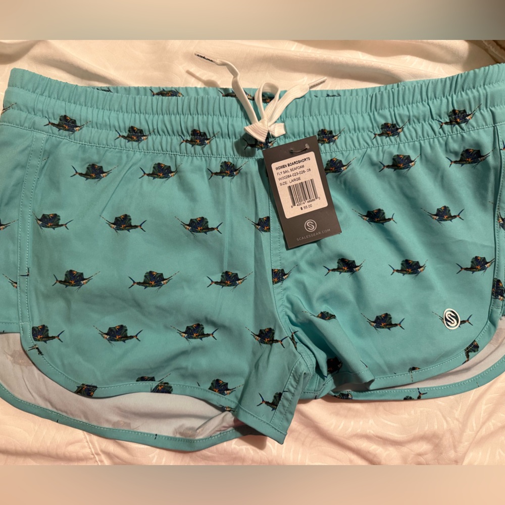 Scales Women’s Boardshorts- fly sailfish seafoam